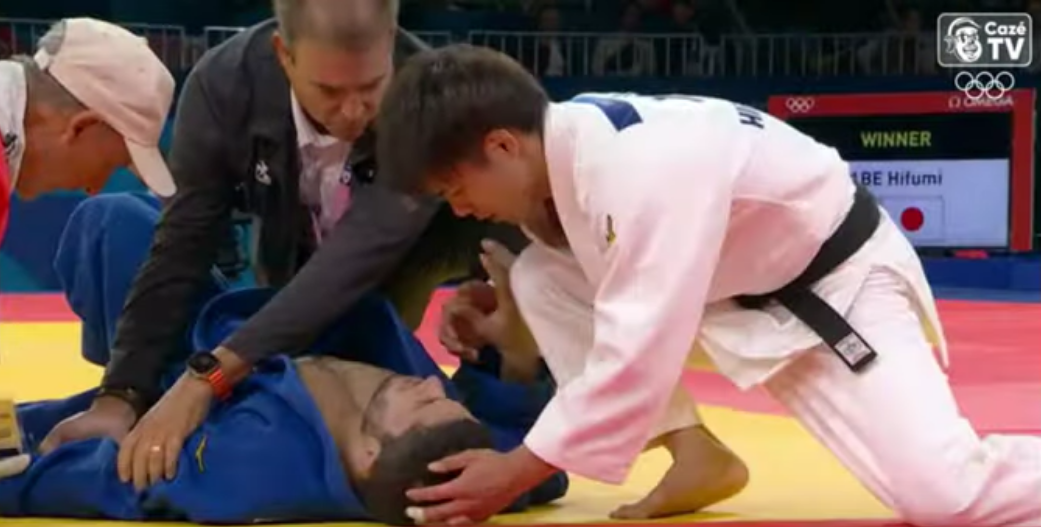 judoca-que-gritou-“allah-akbar”-ao-derrotar-israelense-sai-da-olimpiada-apos-grave-lesao