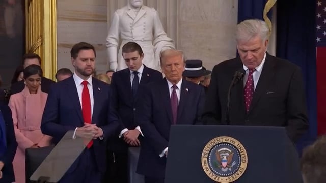 franklin-graham-ora-na-posse-de-trump:-‘nao-podemos-voltar-as-costas-ao-senhor’