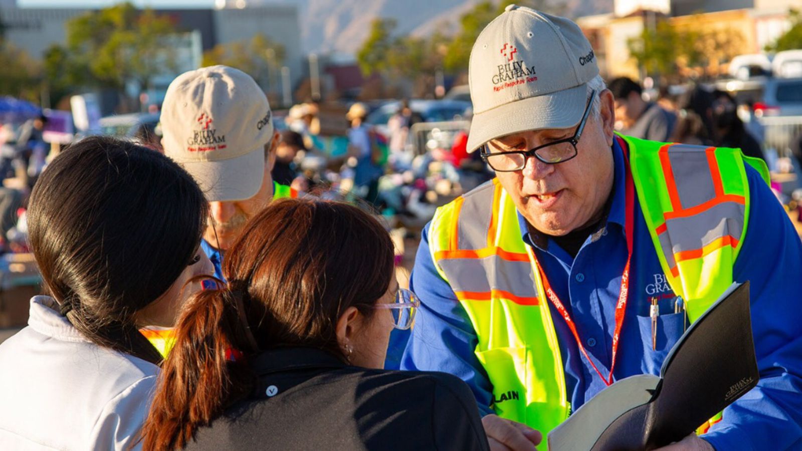 jovens-aceitam-jesus-apos-evangelismo-em-meio-a-incendios-na-california