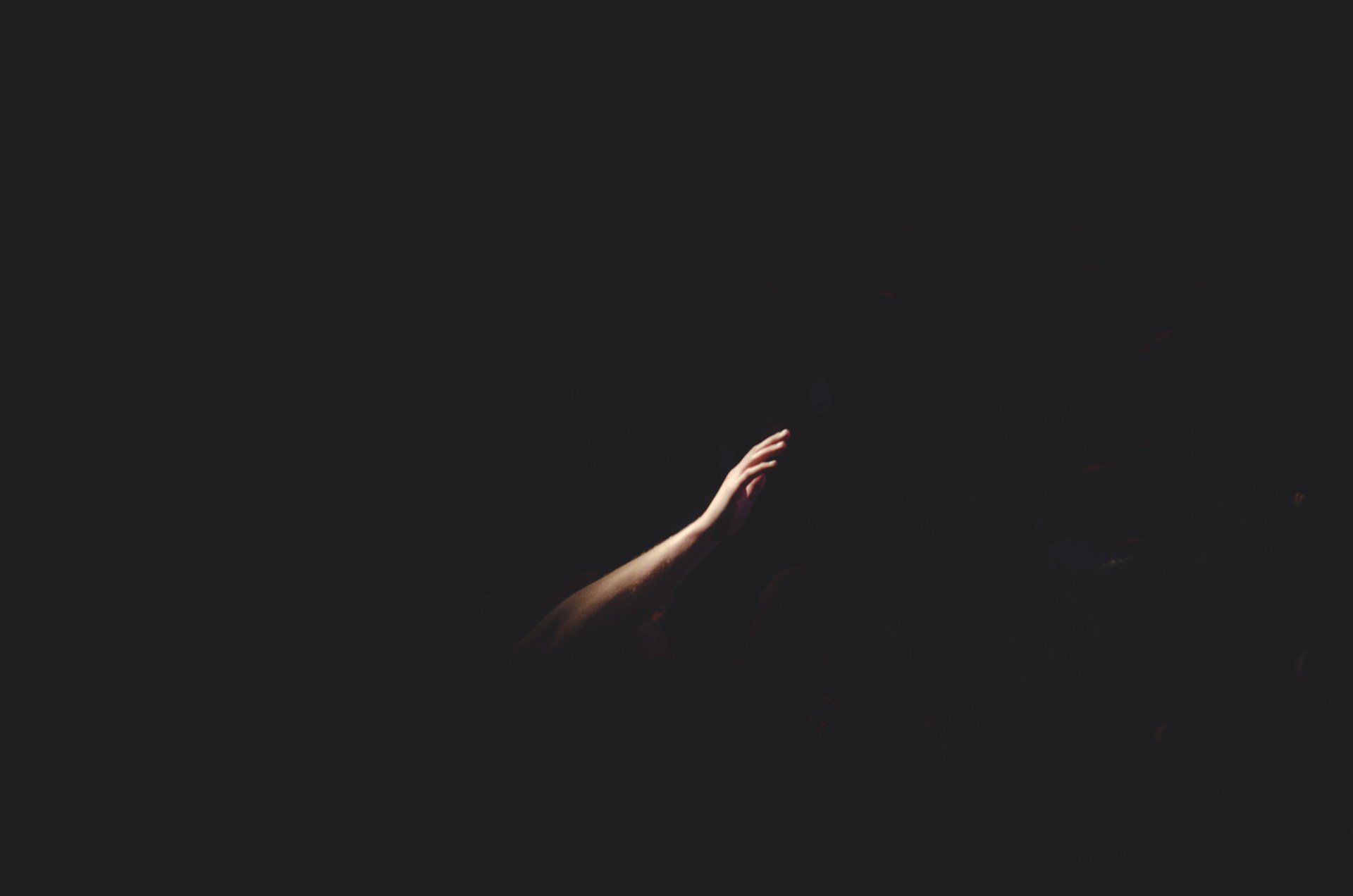 “a-crise-e-o-cenario-perfeito-para-deus-operar-grandes-milagres”,-declara-pastor