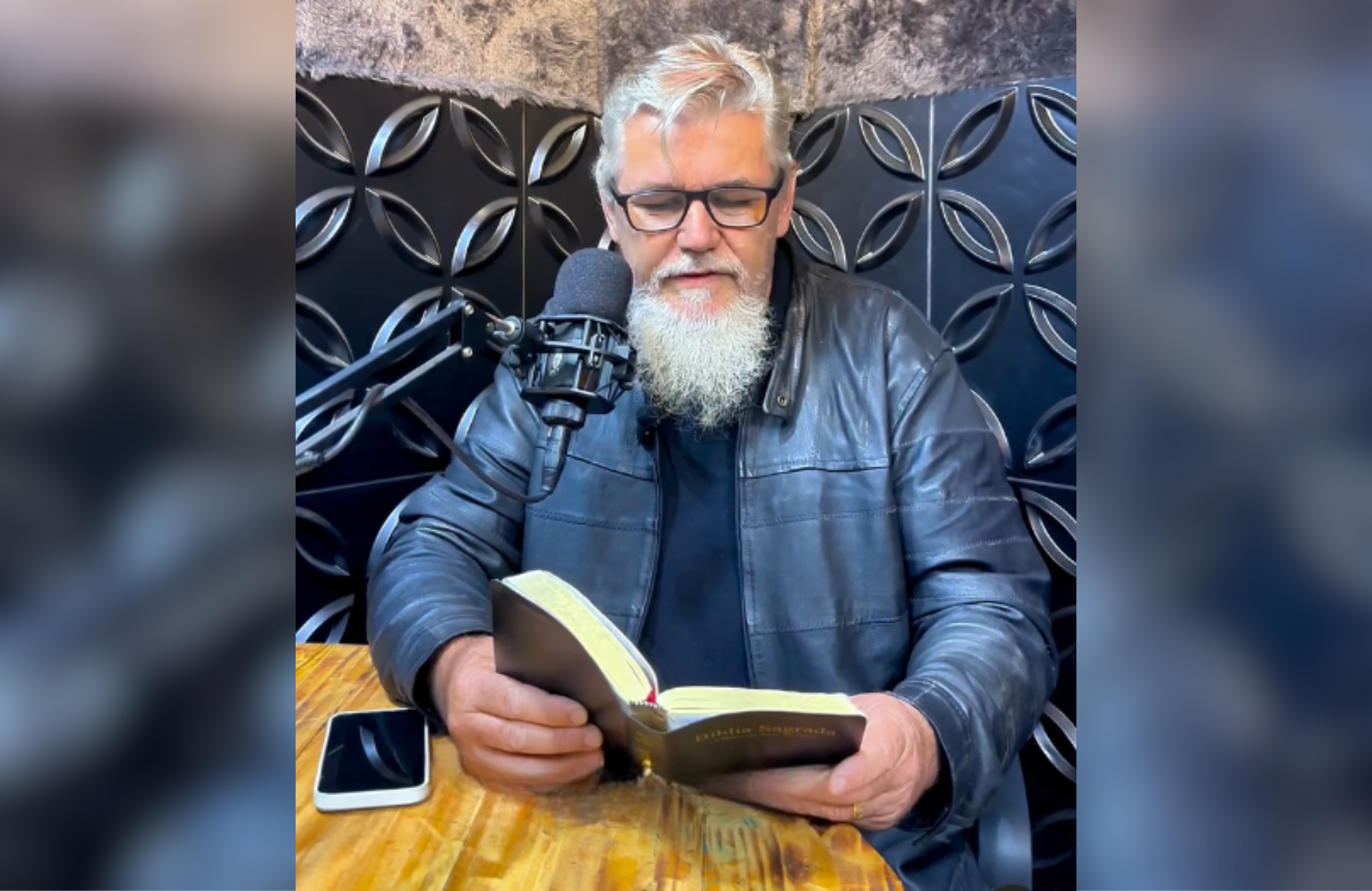 empresario-do-es-traduz-biblia-na-lingua-pomerana-em-formato-de-audio