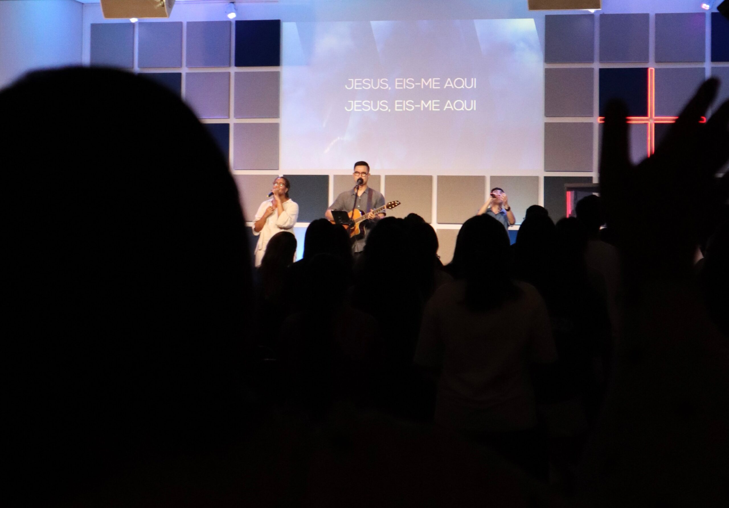 com-influencia-da-cultura-de-oracao-coreana,-missao-em-sp-promove-encontros-de-adoracao