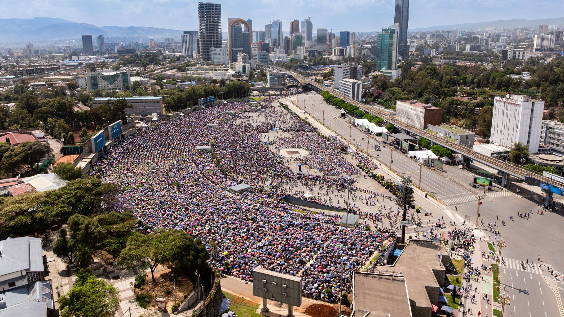 ‘encontro-com-deus’:-mais-de-4.000-se-entregam-a-jesus-na-etiopia