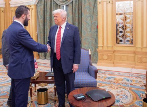 trump-exige-que-siria-deporte-grupos-terroristas-para-negociar-reaproximacao-com-os-eua