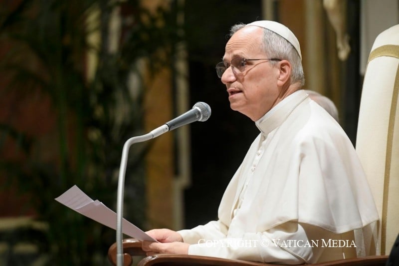 papa-leao-defende-familia-tradicional-e-condena-aborto-em-discurso-a-diplomatas