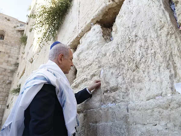 netanyahu-usa-profecia-de-balaao-em-acao-contra-o-ira:-“o-povo-se-levantara-como-um-leao”