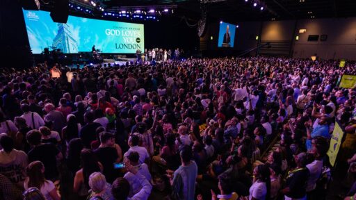 mais-de-17-mil-ouvem-o-evangelho-e-centenas-aceitam-jesus-em-londres