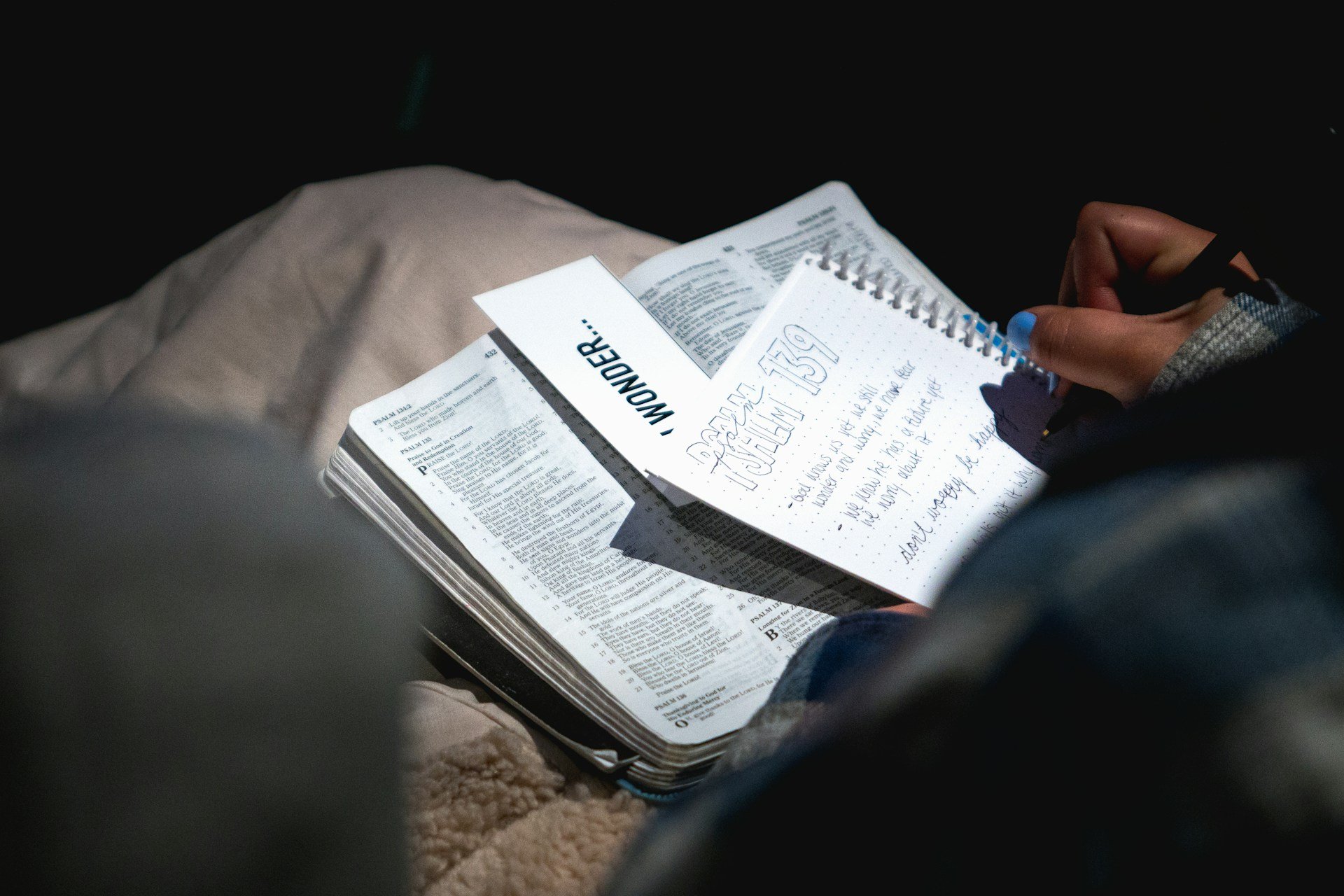 camara-de-divinopolis-aprova-uso-da-biblia-como-material-paradidatico-em-escolas