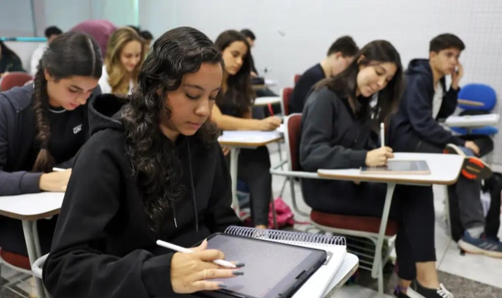 camara-de-feira-de-santana-aprova-uso-da-biblia-como-material-de-apoio-em-escolas