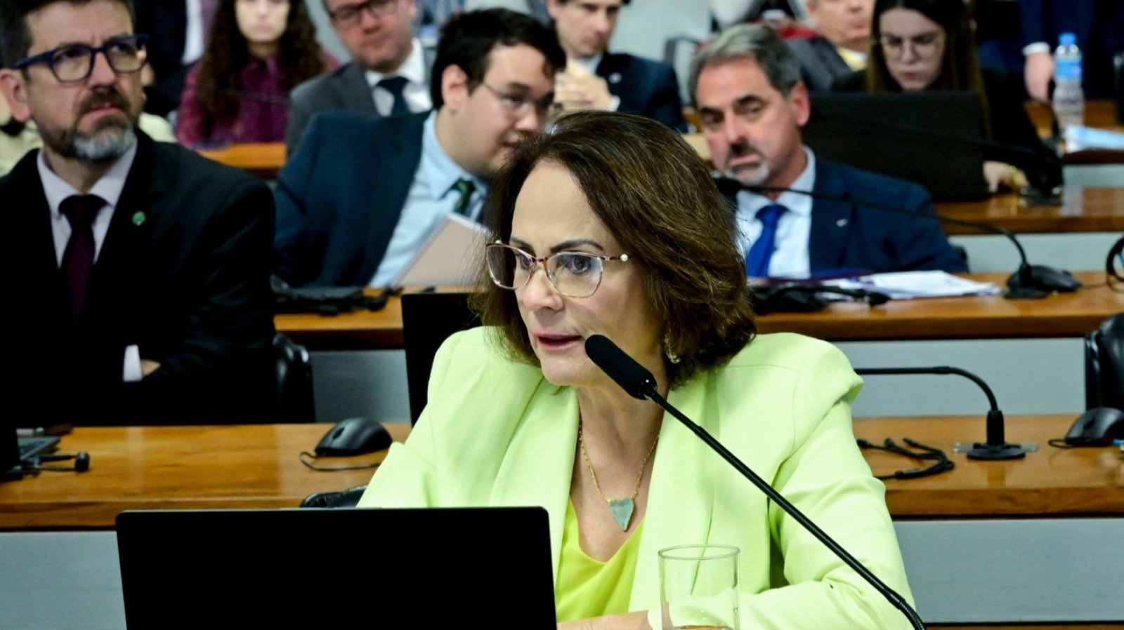 comissao-do-senado-aprova-projeto-de-lei-que-proibe-aborto-apos-22a-semana-de-gestacao