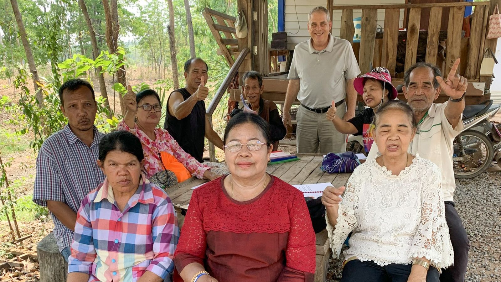 moradores-de-comunidade-remota-na-tailandia-aceitam-jesus-e-sao-batizados-em-rio