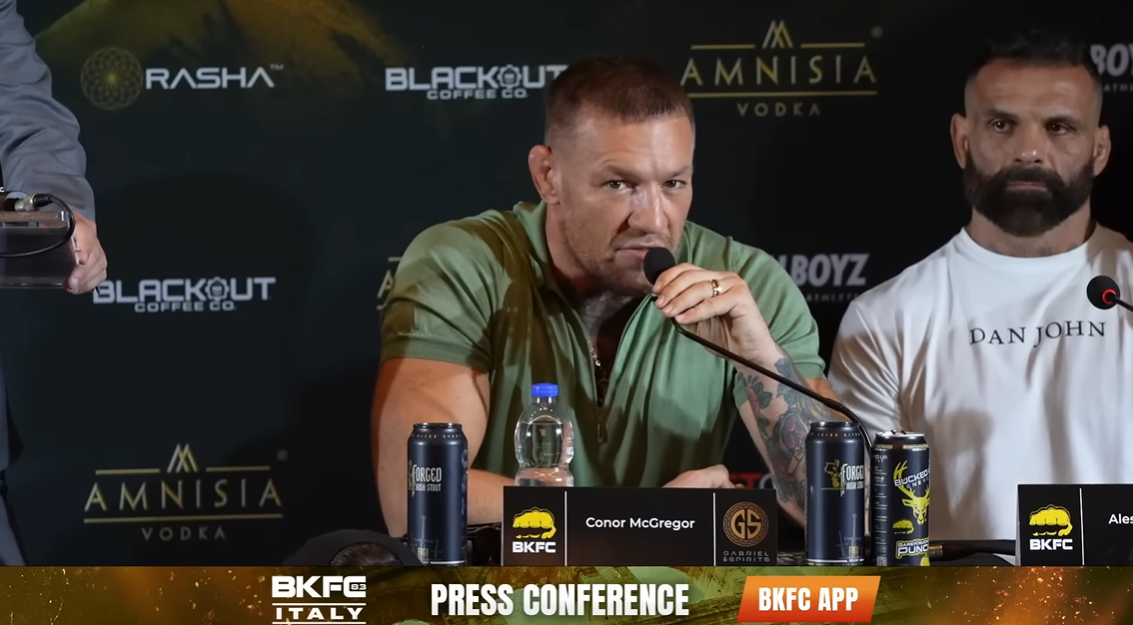 “estou-salvo-e-vivo-pela-palavra-de-deus”,-afirma-conor-mcgregor